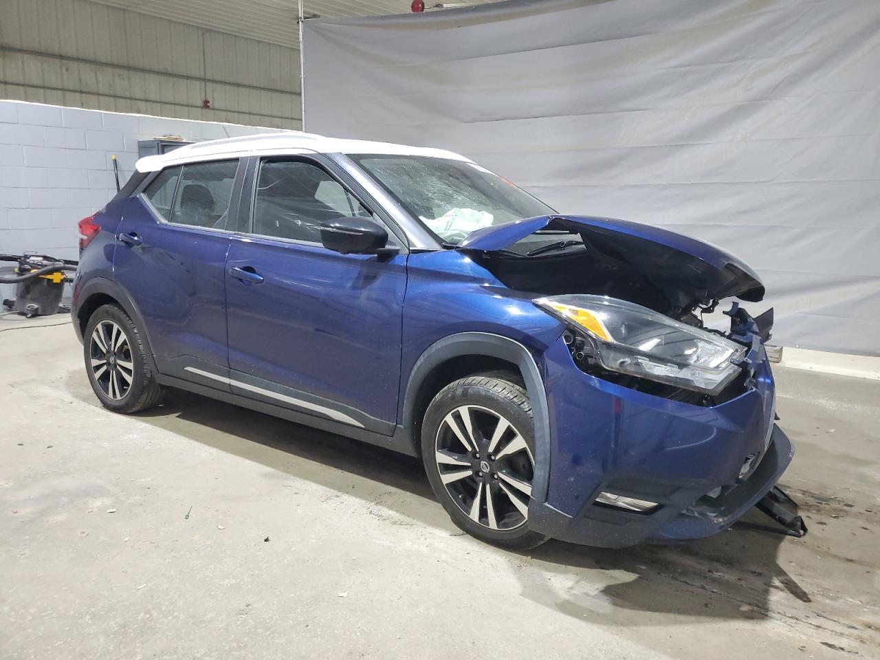 2019 NISSAN KICKS