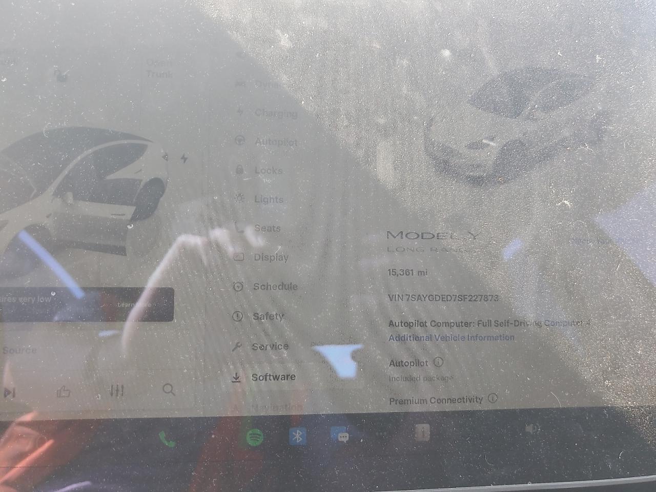 2025 TESLA MODEL Y