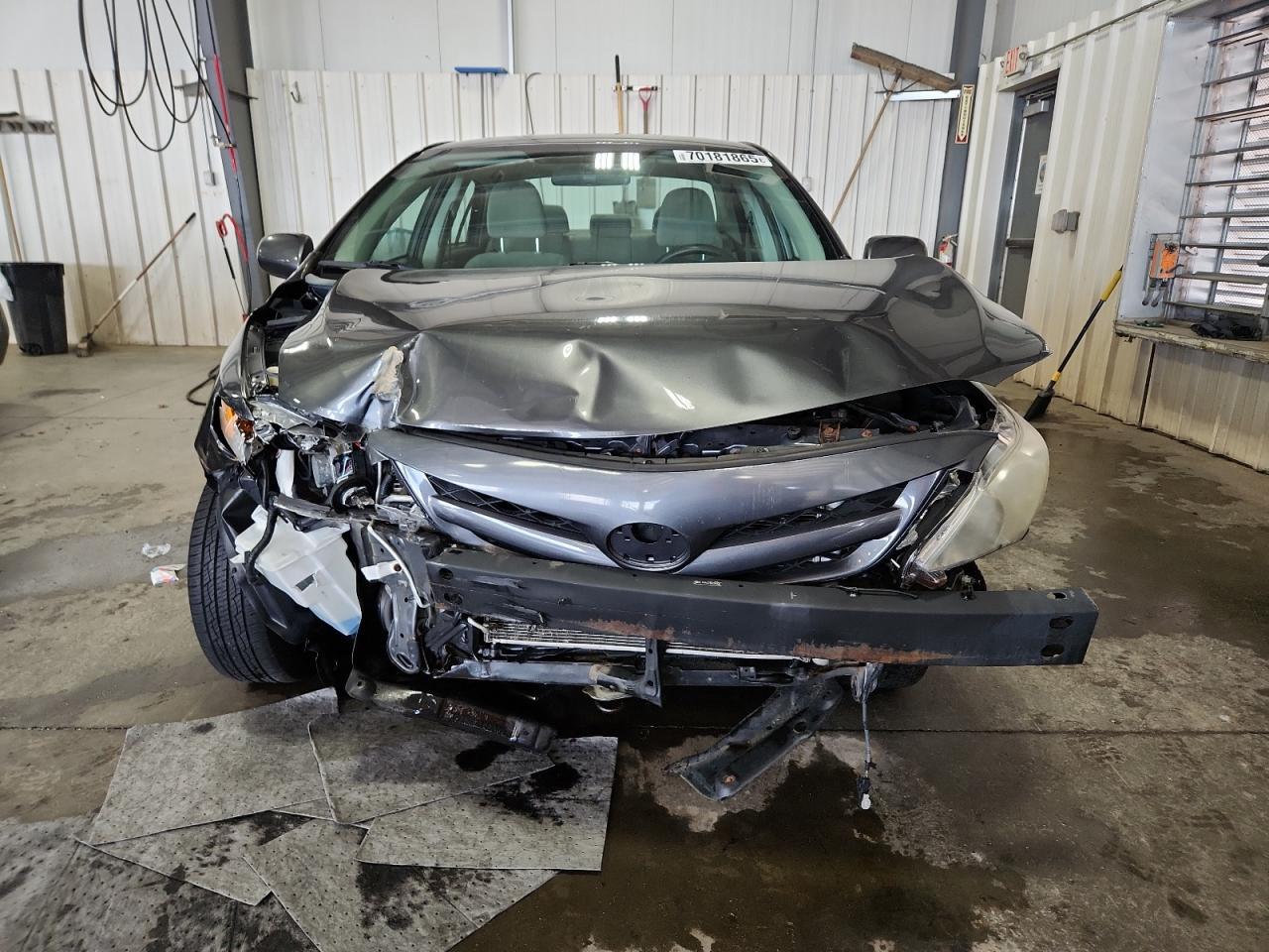 2011 TOYOTA COROLLA