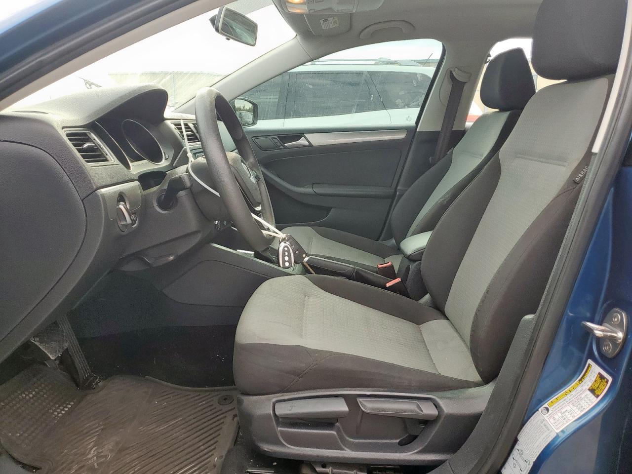 2017 VOLKSWAGEN JETTA