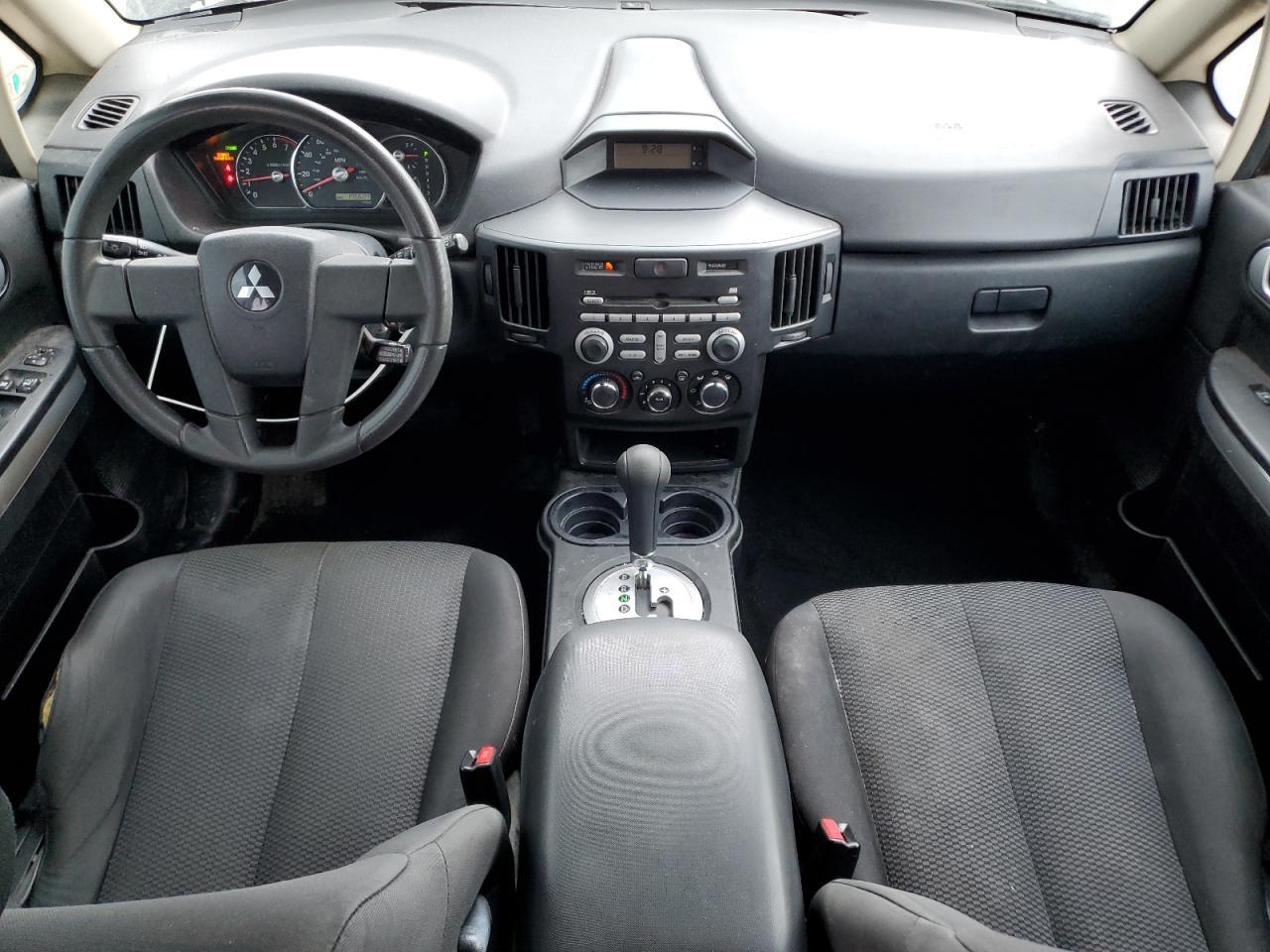 2011 MITSUBISHI Endeavor