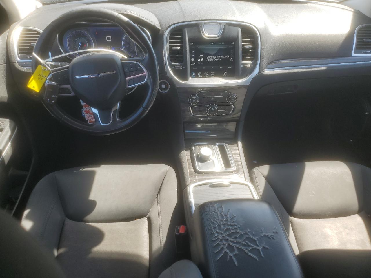 2020 CHRYSLER 300