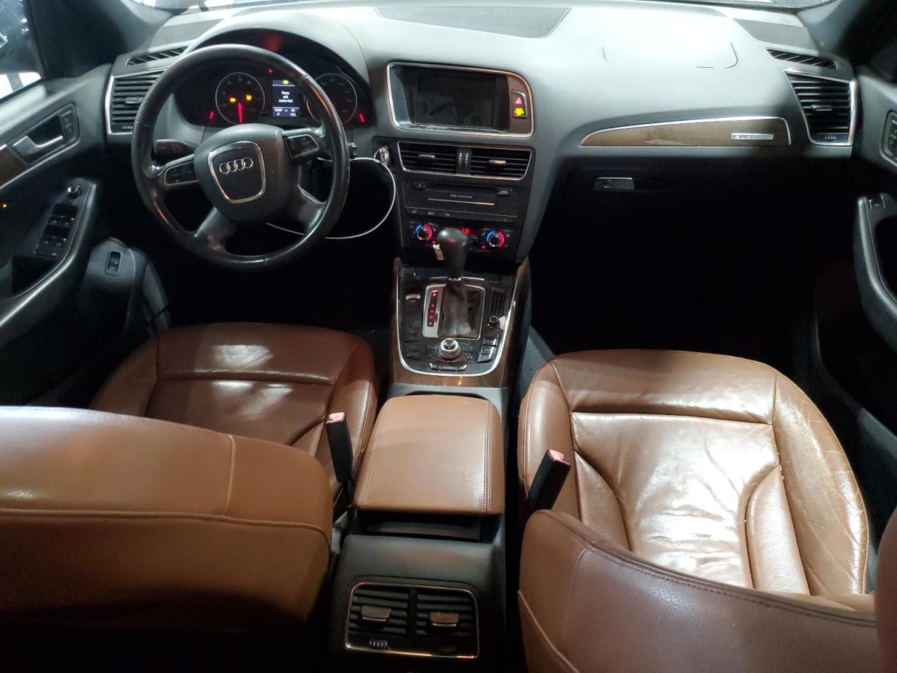 2011 AUDI Q5