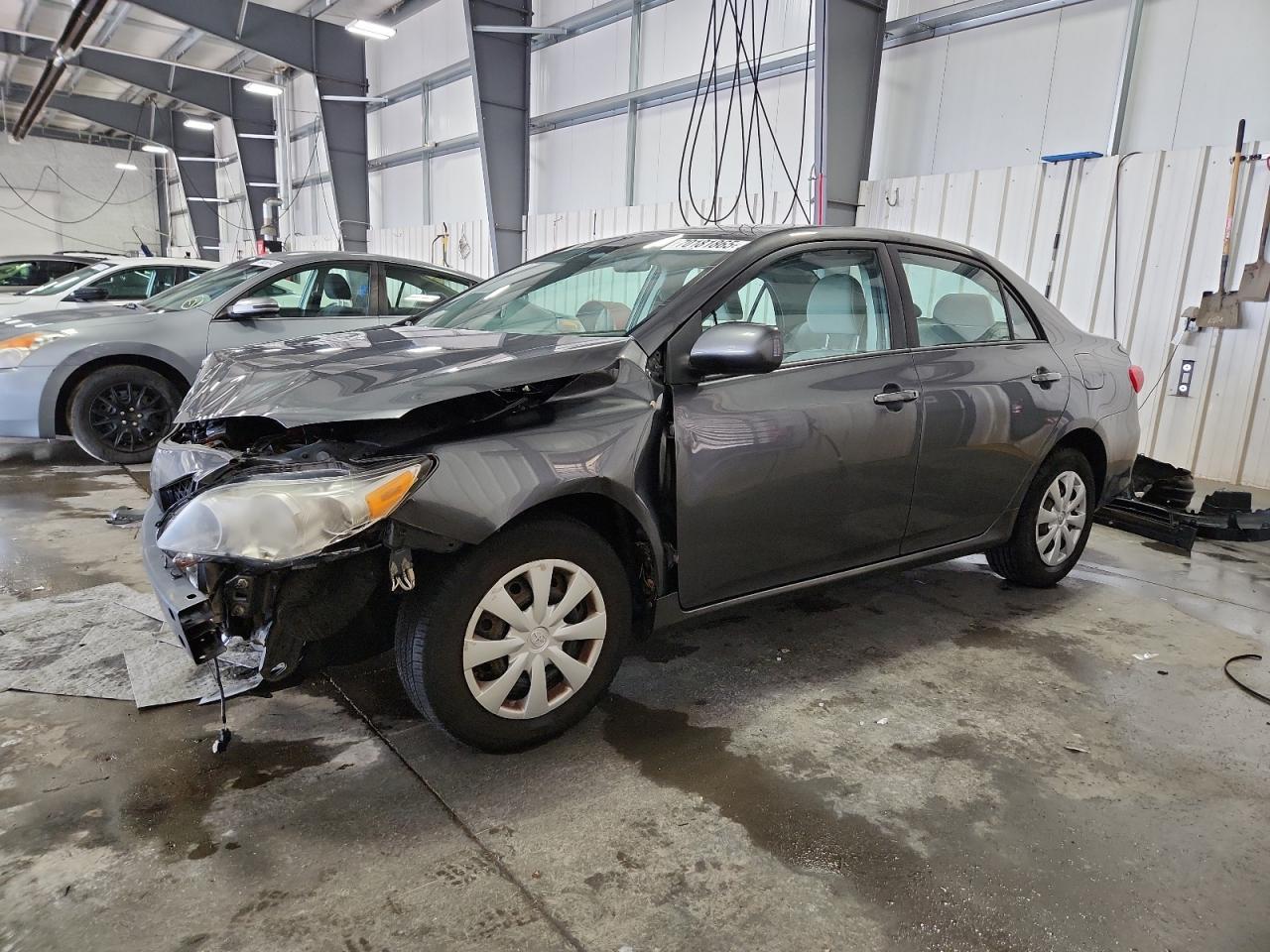 2011 TOYOTA COROLLA