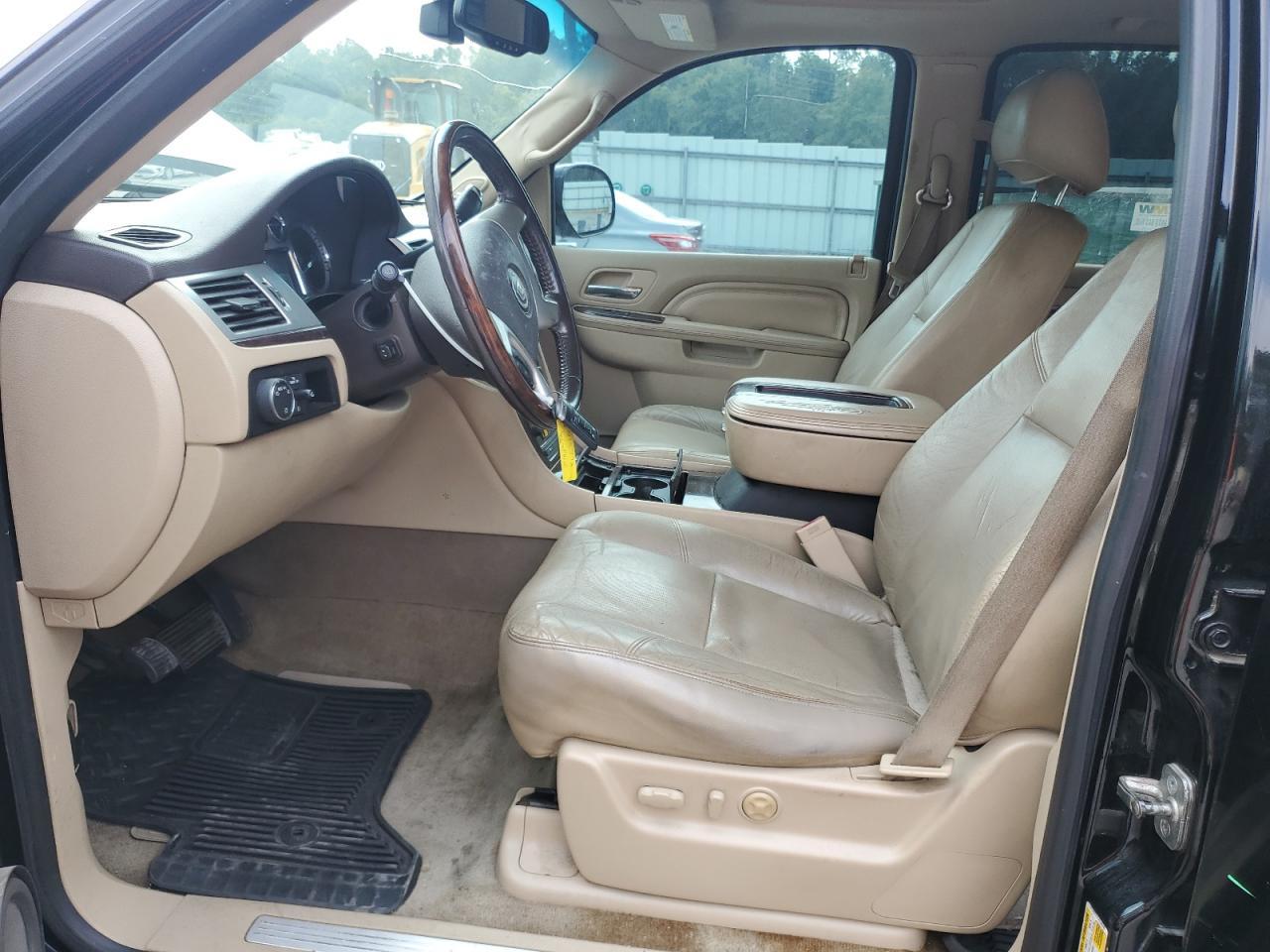 2012 CADILLAC ESCALADE