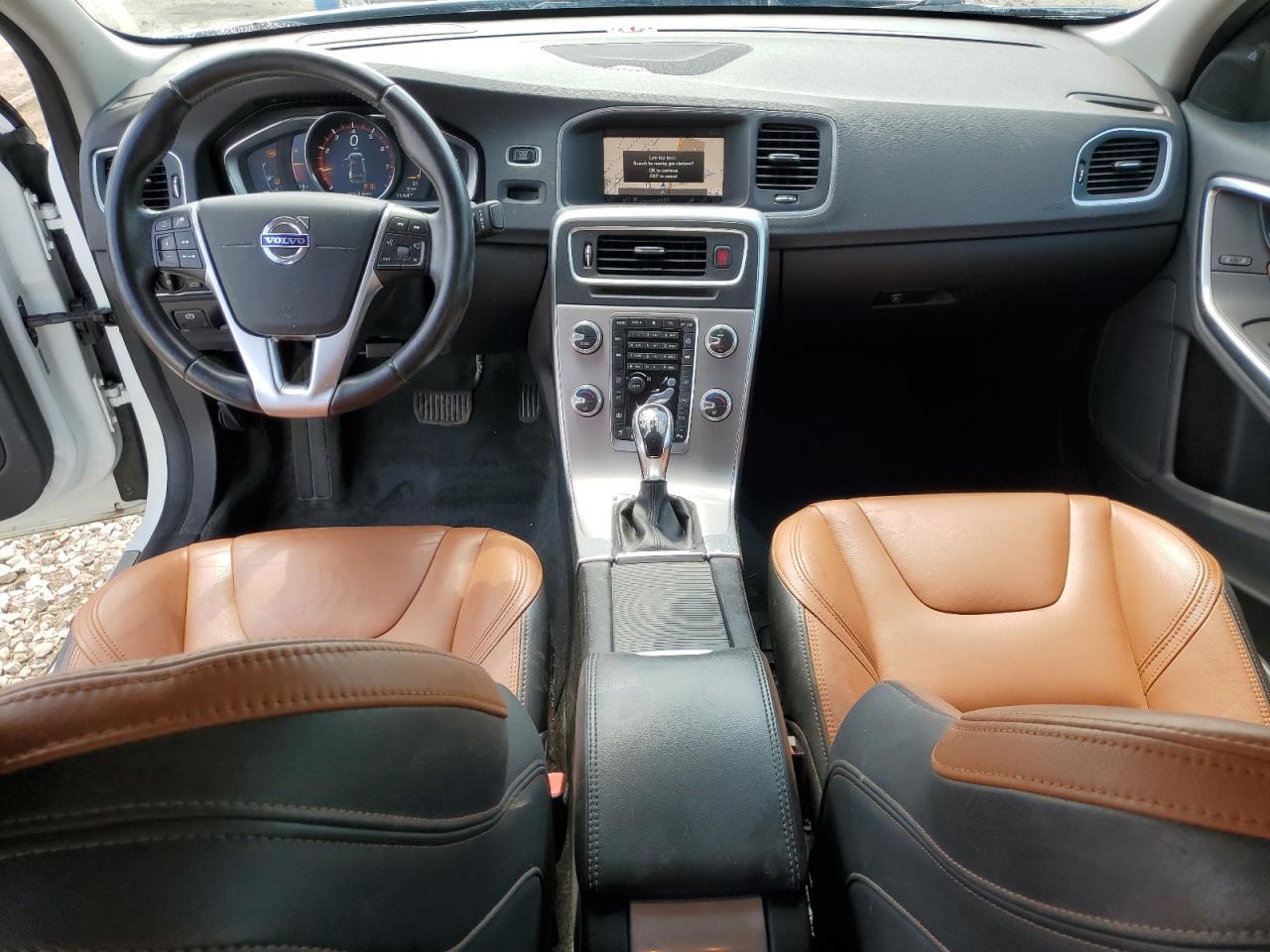 2018 VOLVO S60