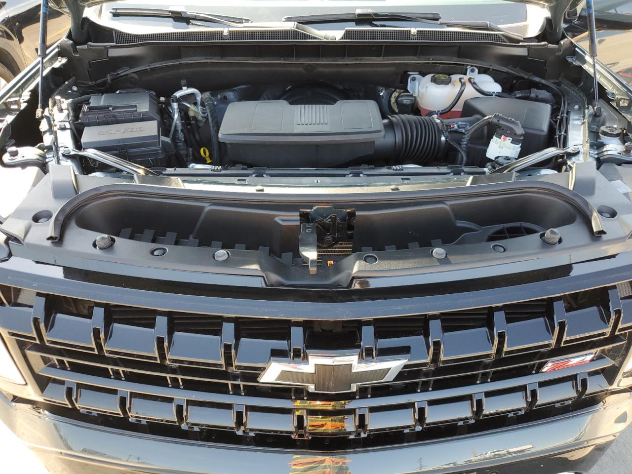 2025 CHEVROLET Suburban