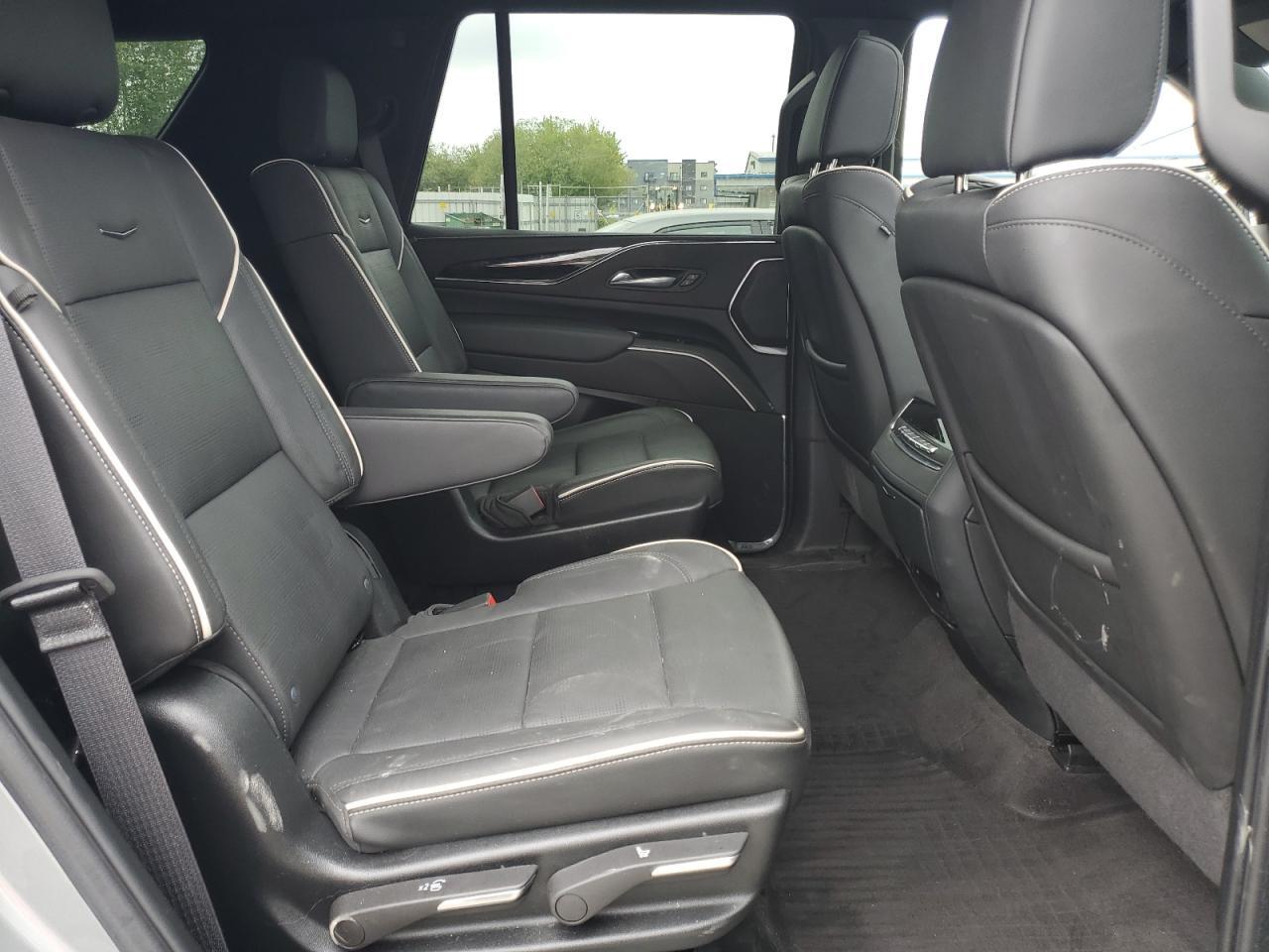 2024 CADILLAC ESCALADE