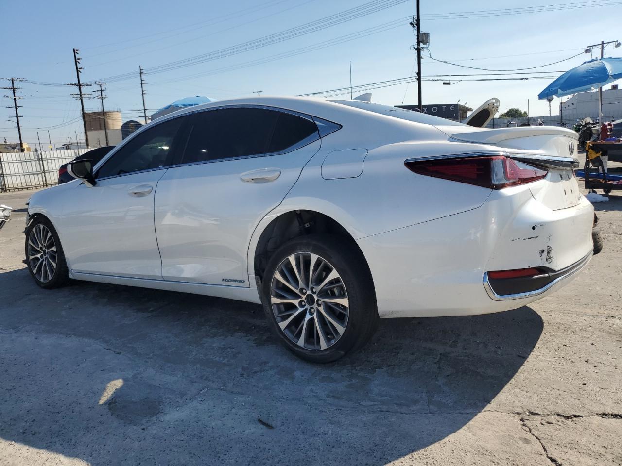 2021 LEXUS Es