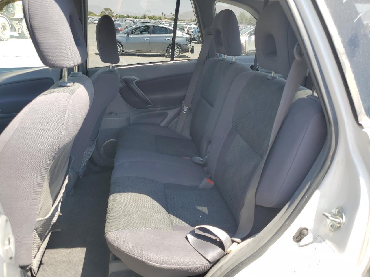 2001 TOYOTA RAV4