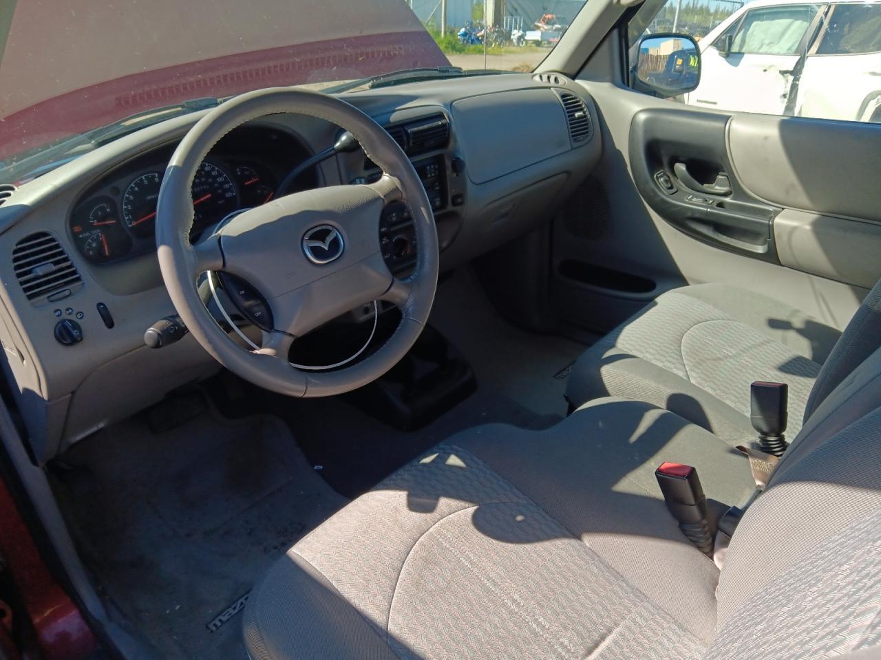 2001 MAZDA B4000