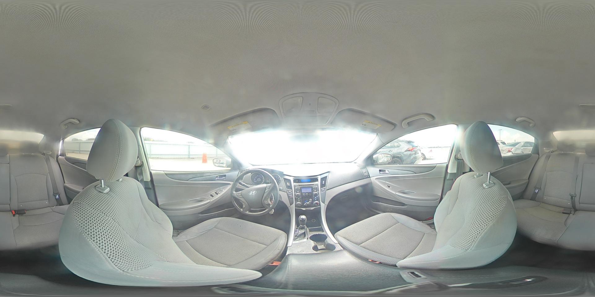 2011 HYUNDAI SONATA