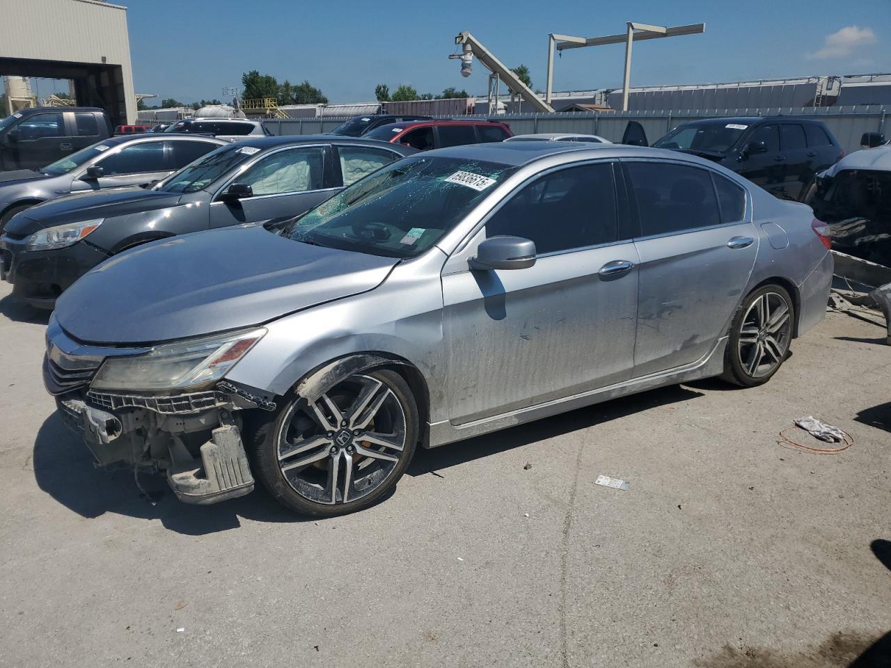 2017 HONDA ACCORD