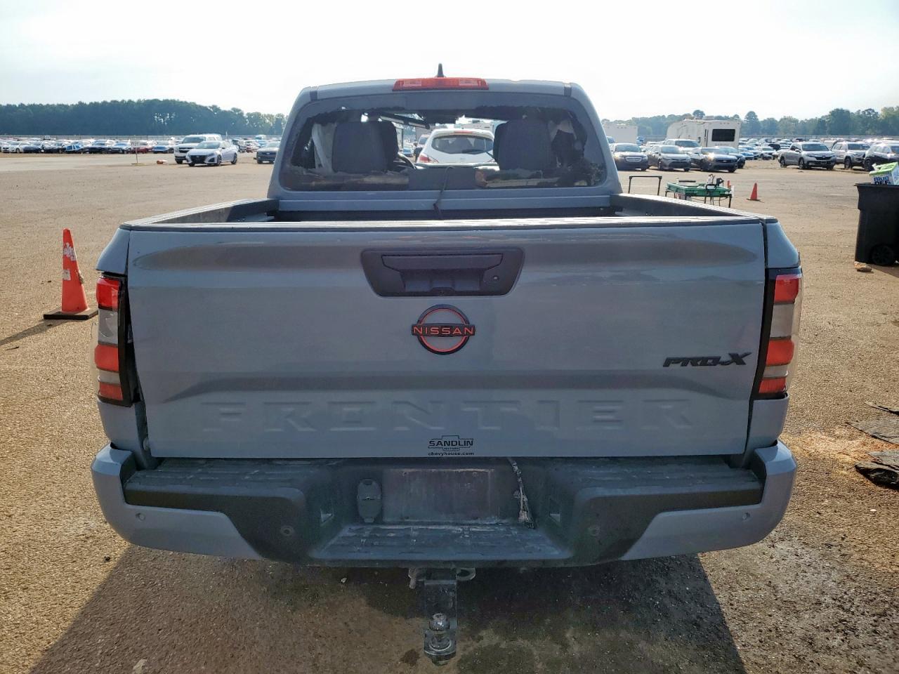 2023 NISSAN Frontier