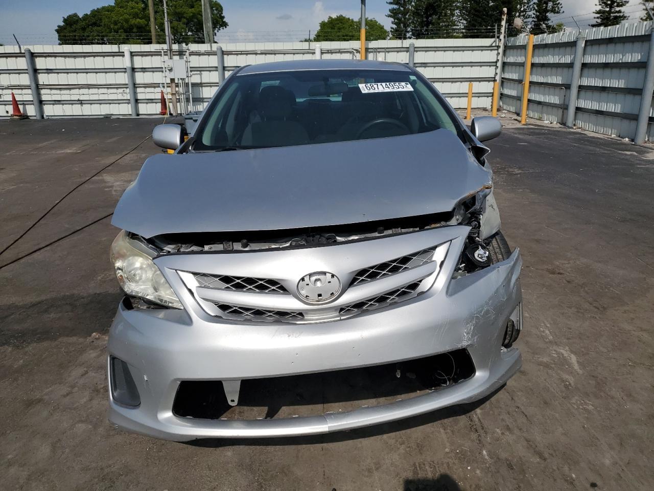 2013 TOYOTA COROLLA