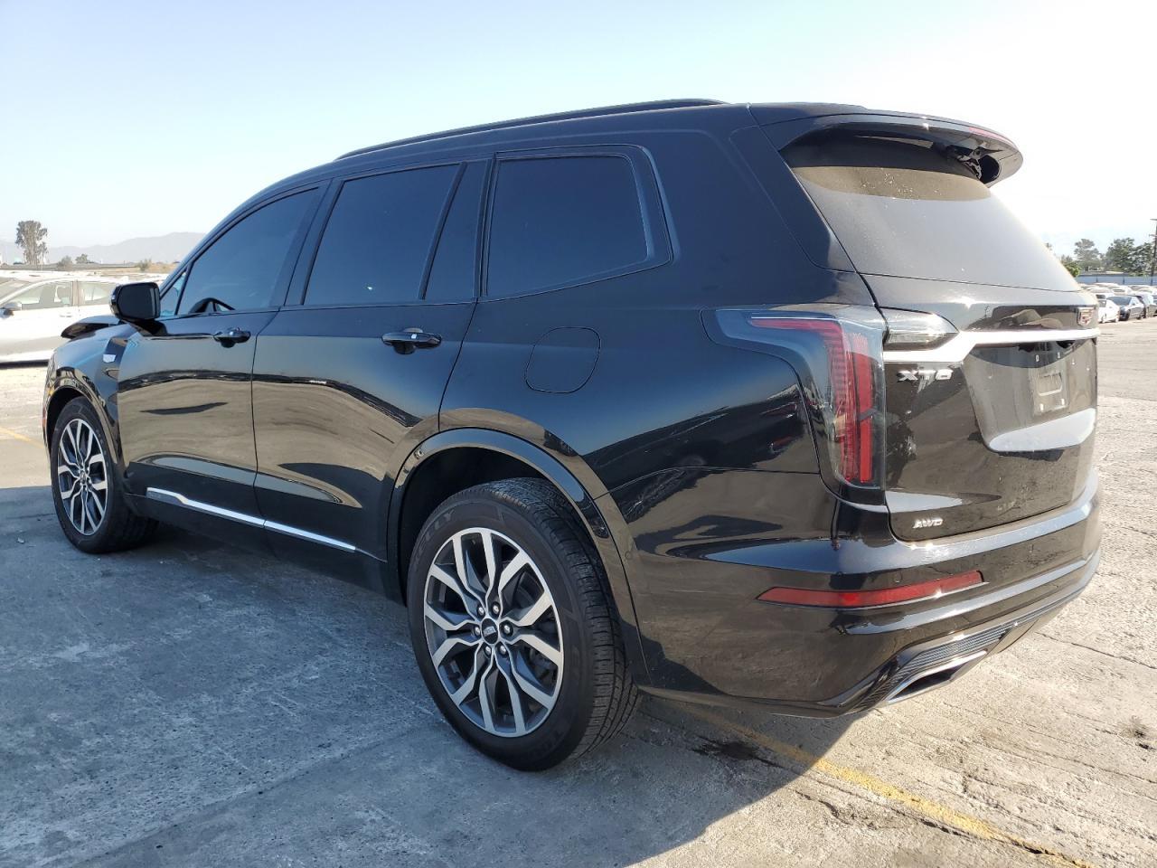 2021 CADILLAC XT6