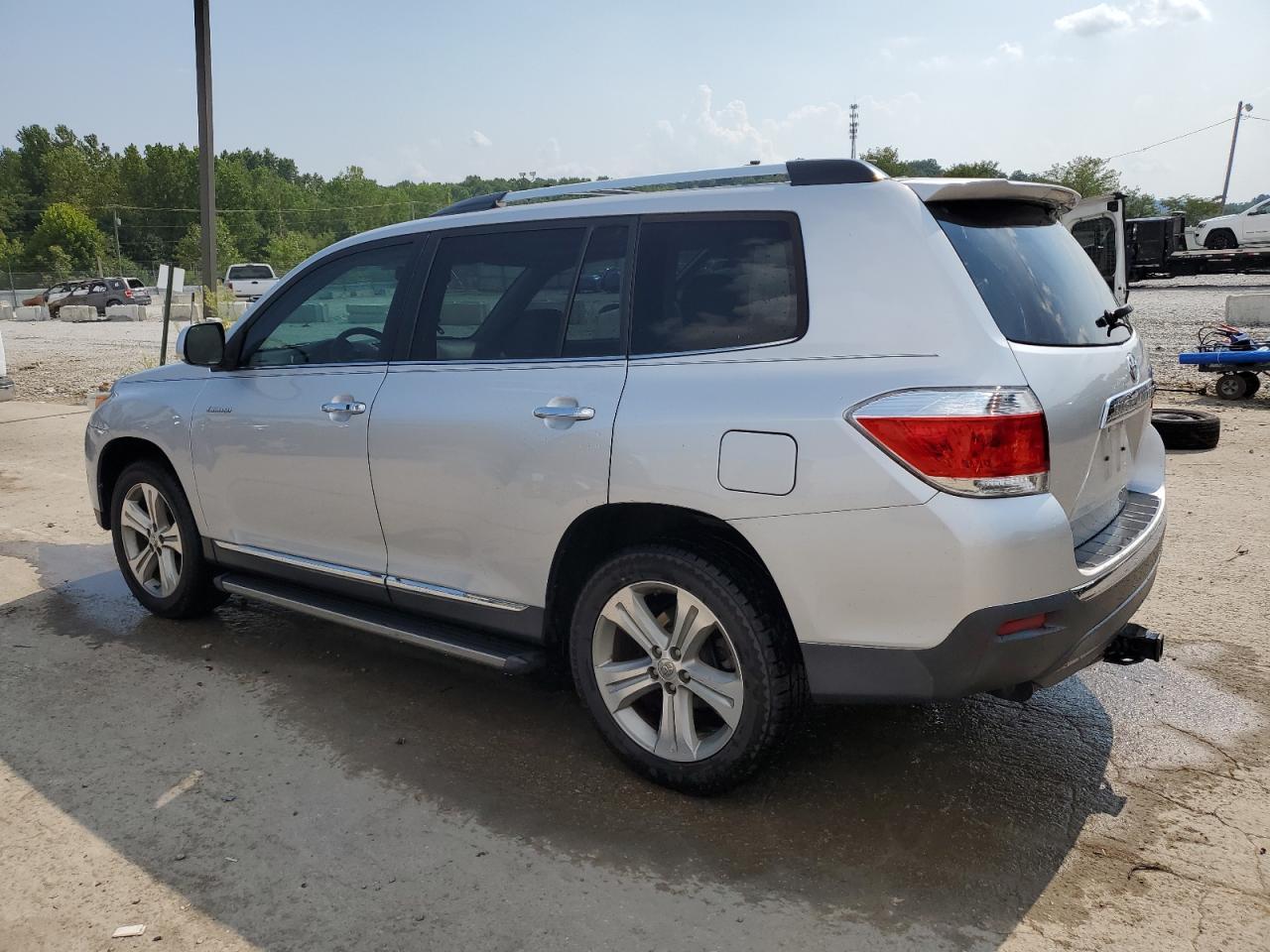 2012 TOYOTA HIGHLANDER