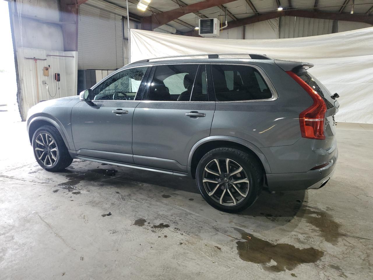 2019 VOLVO XC90