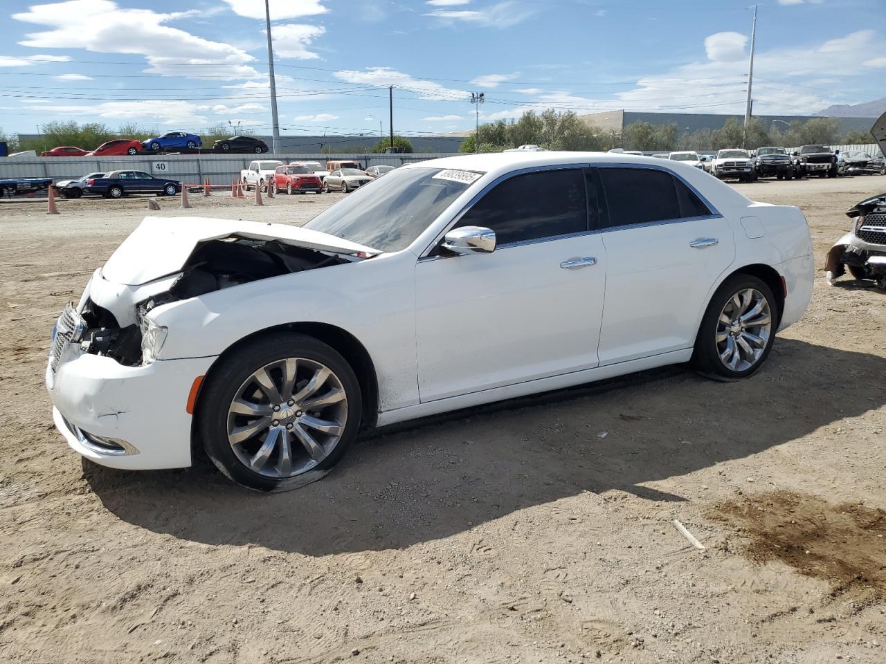 2019 CHRYSLER 300