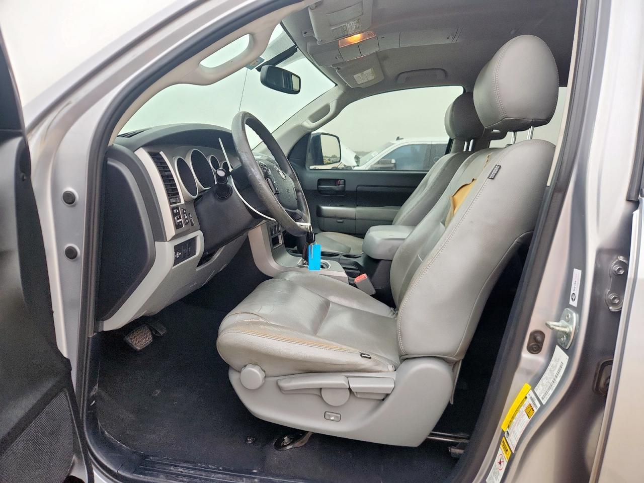 2012 TOYOTA TUNDRA