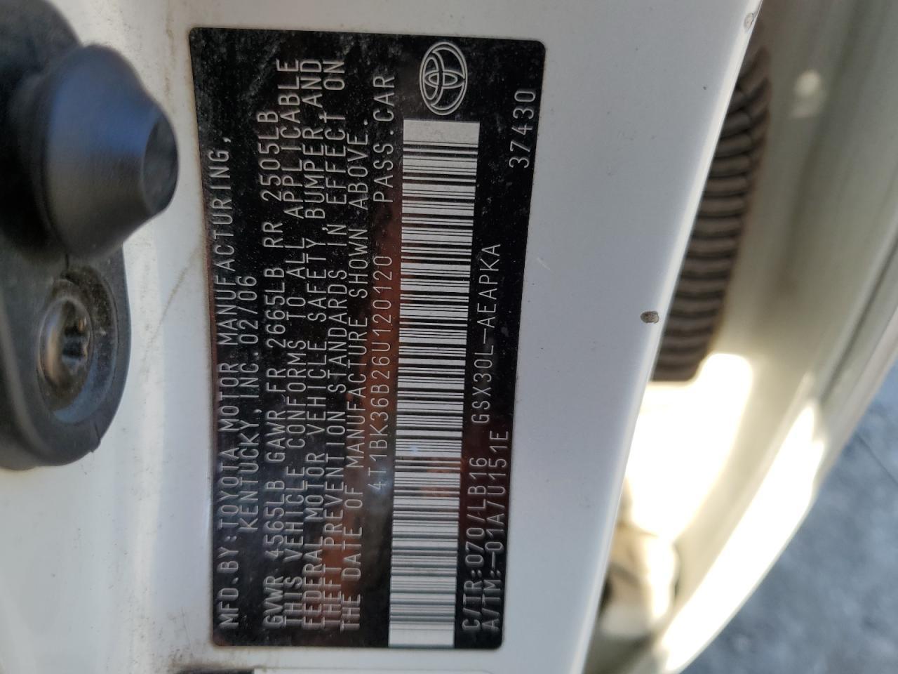 2006 TOYOTA Avalon