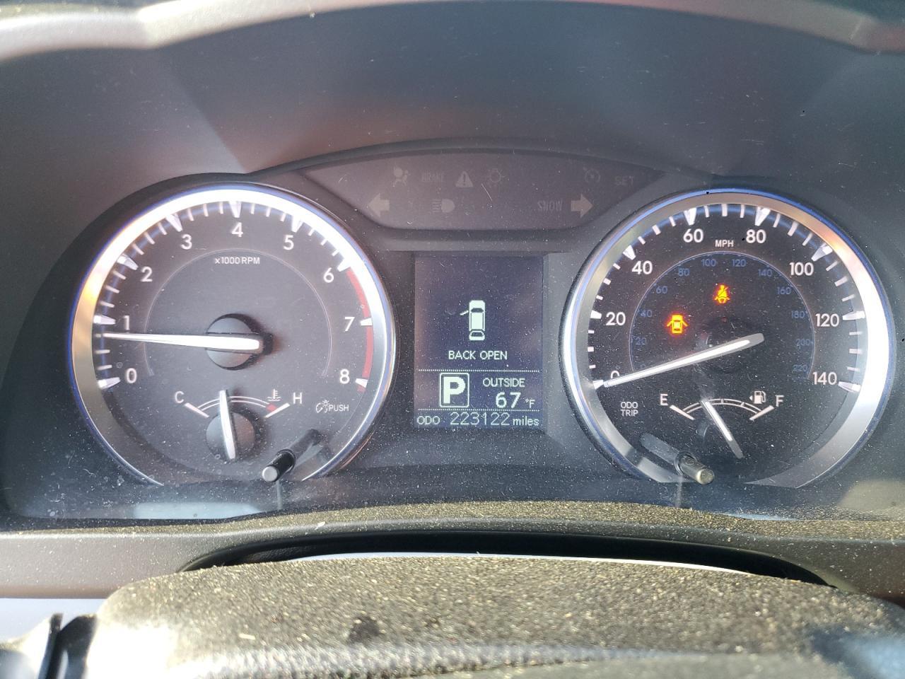 2016 TOYOTA HIGHLANDER