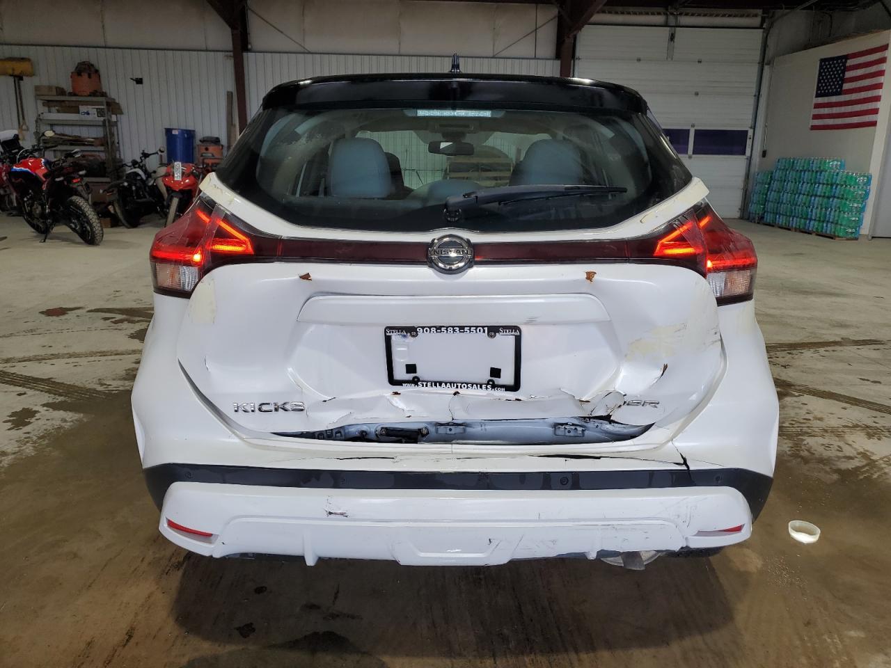 2021 NISSAN KICKS