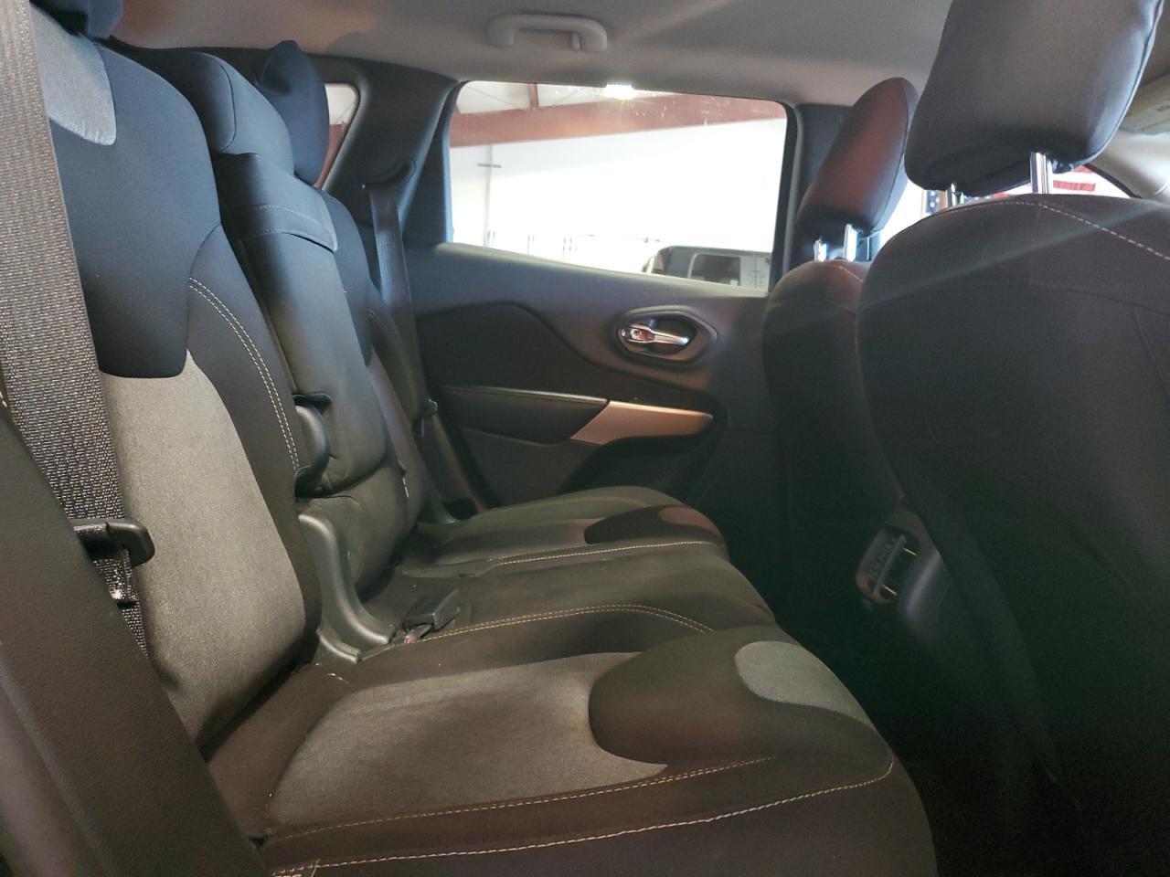 2018 JEEP CHEROKEE