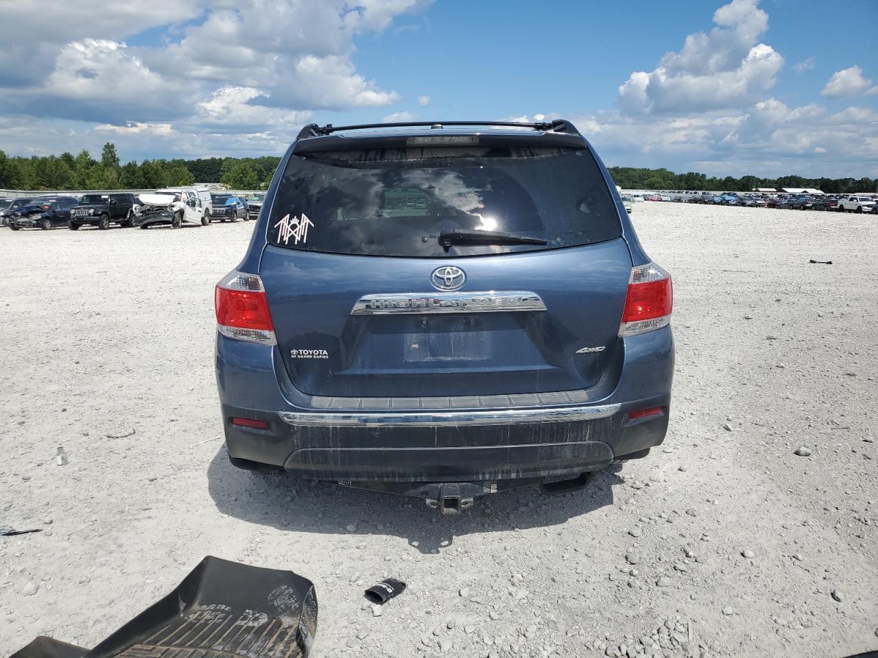 2013 TOYOTA HIGHLANDER