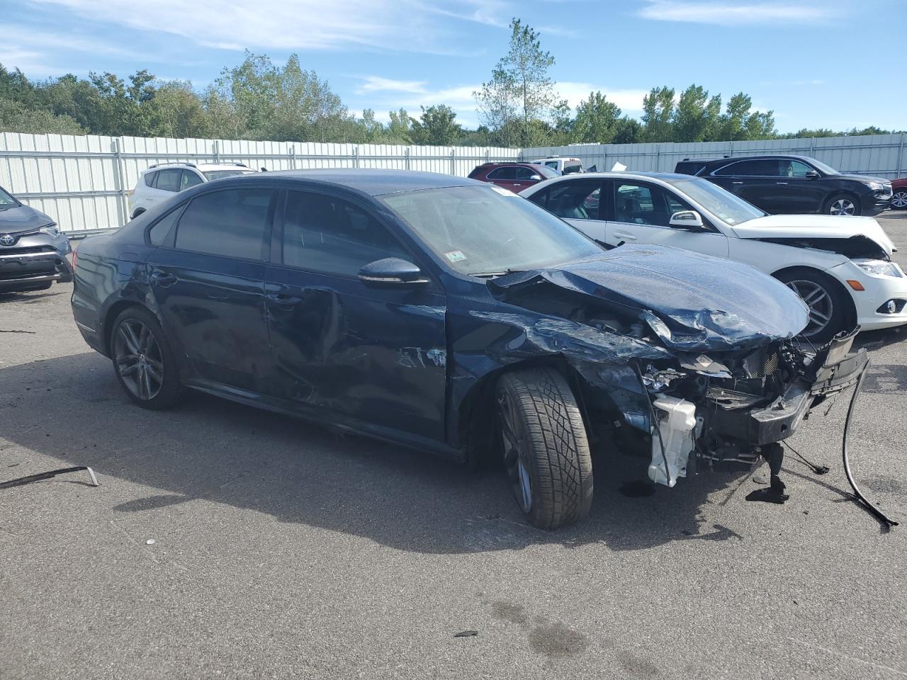 2018 VOLKSWAGEN Passat