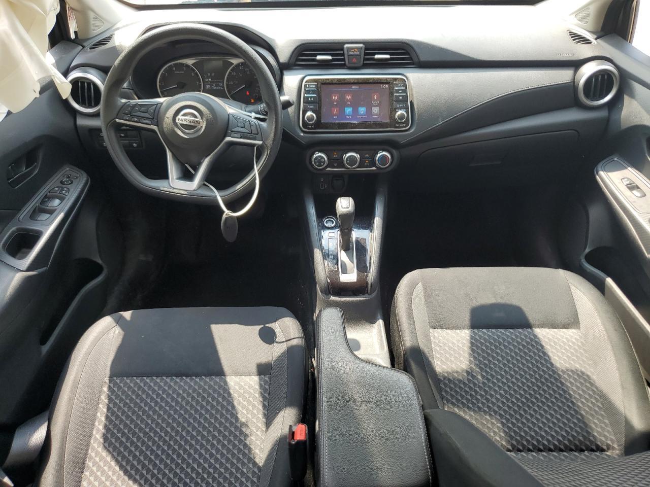 2020 NISSAN VERSA