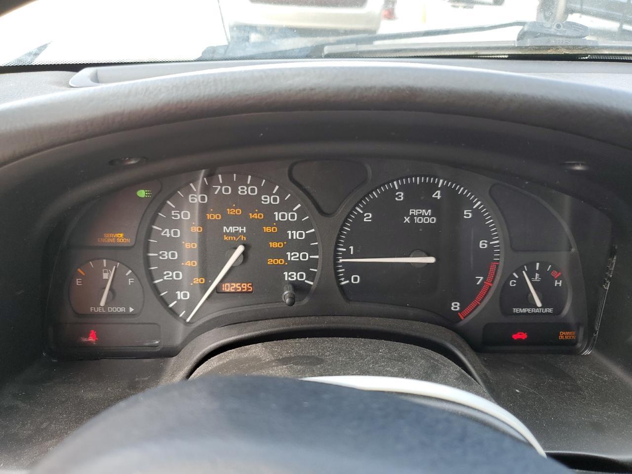 2001 SATURN L300