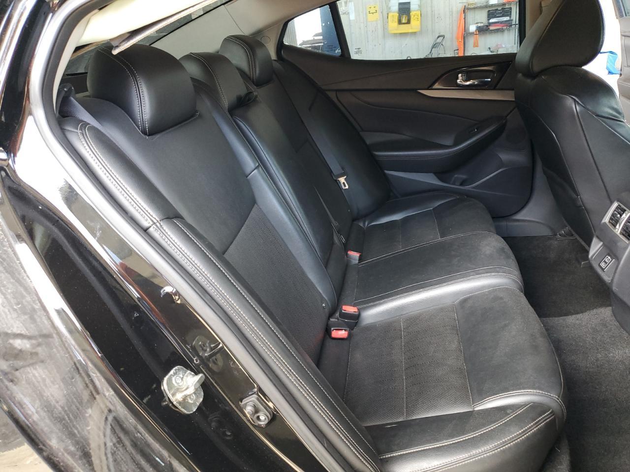 2018 NISSAN Maxima