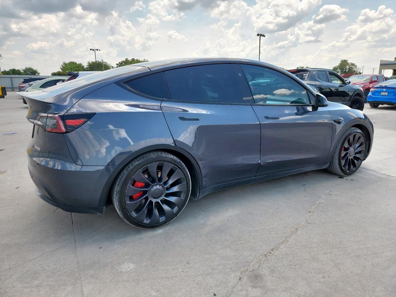 2023 TESLA MODEL Y