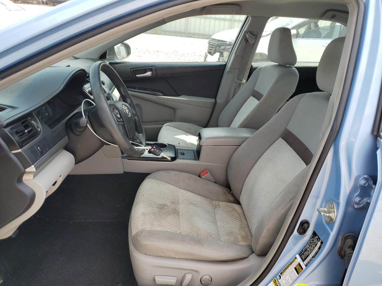 2014 TOYOTA CAMRY