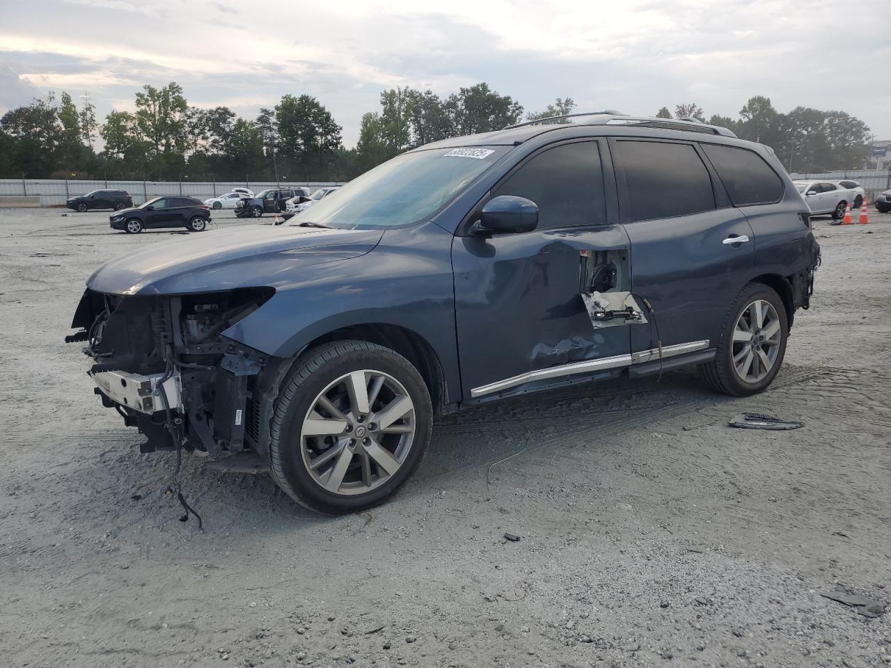 2014 NISSAN PATHFINDER