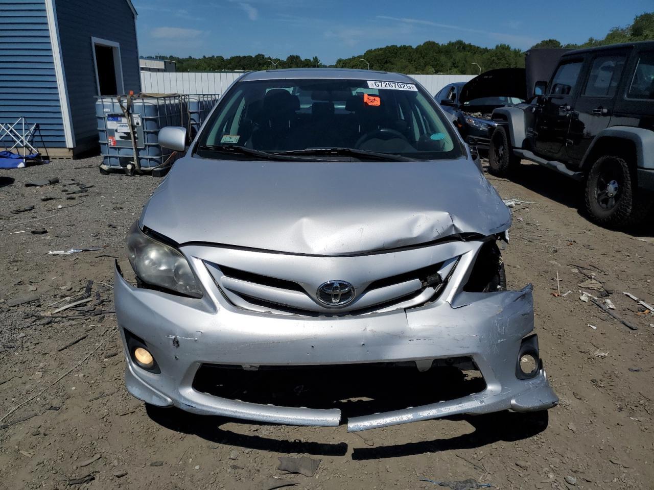 2011 TOYOTA COROLLA