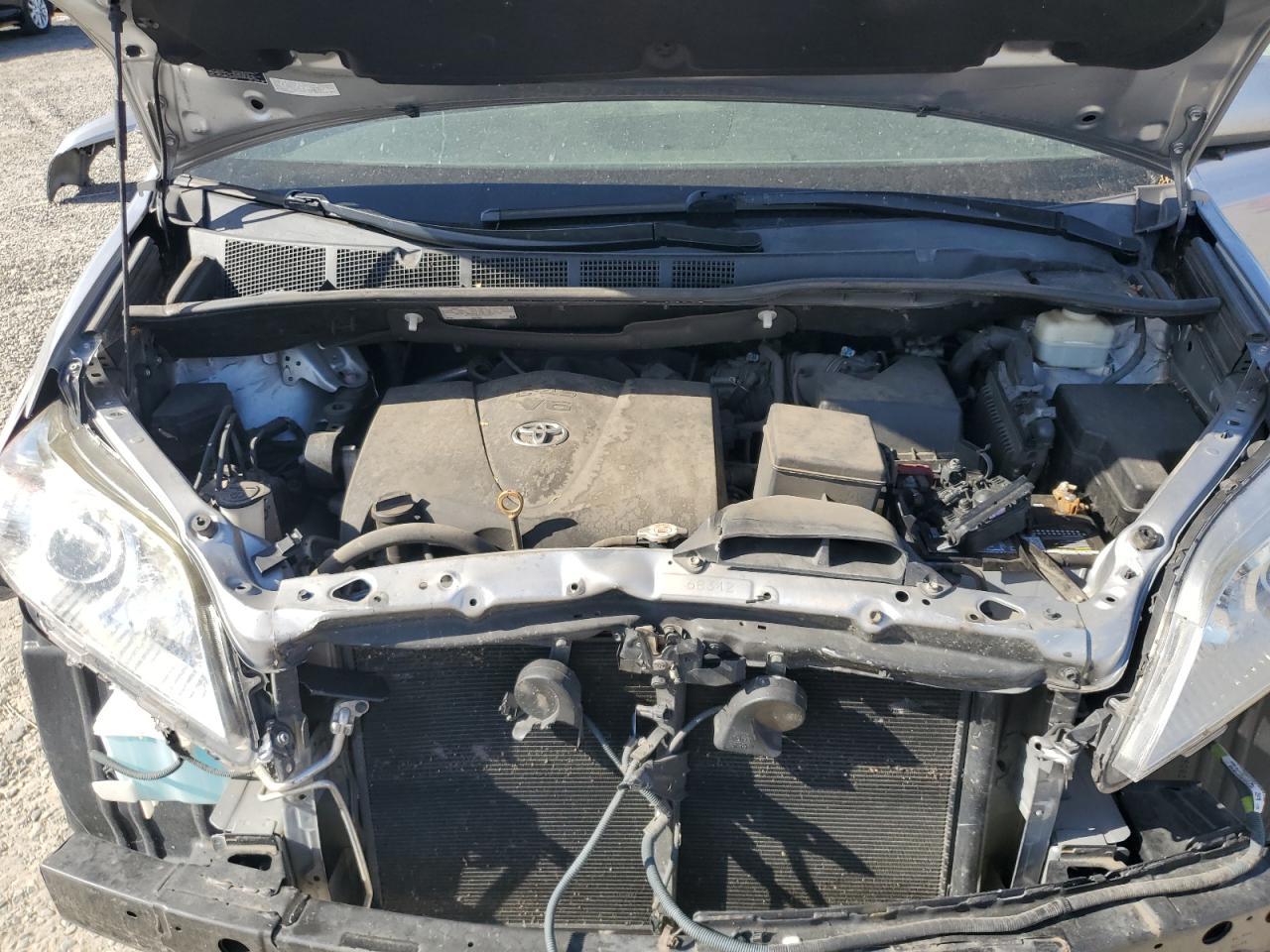 2018 TOYOTA SIENNA