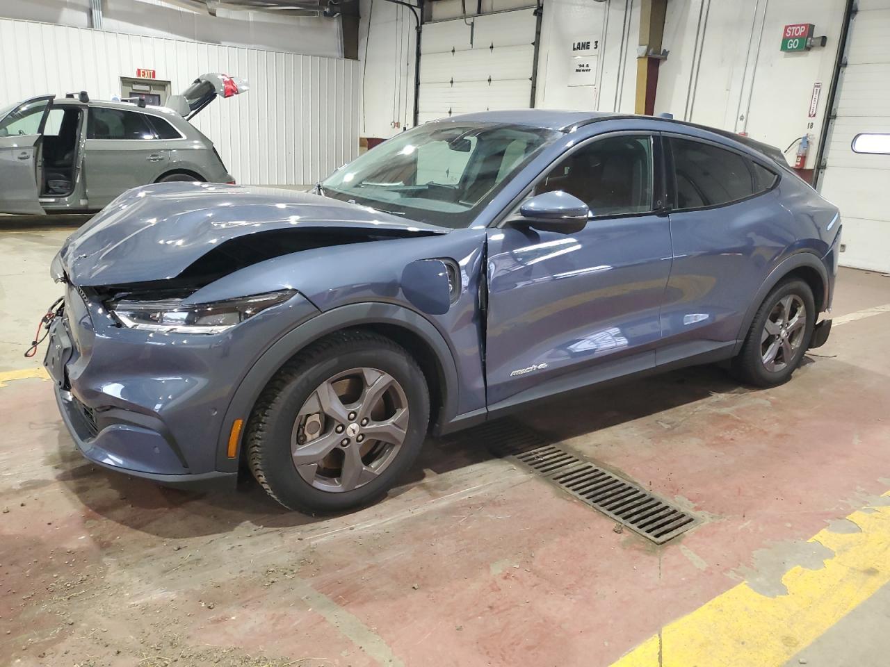 2021 FORD Mustang Mach-E