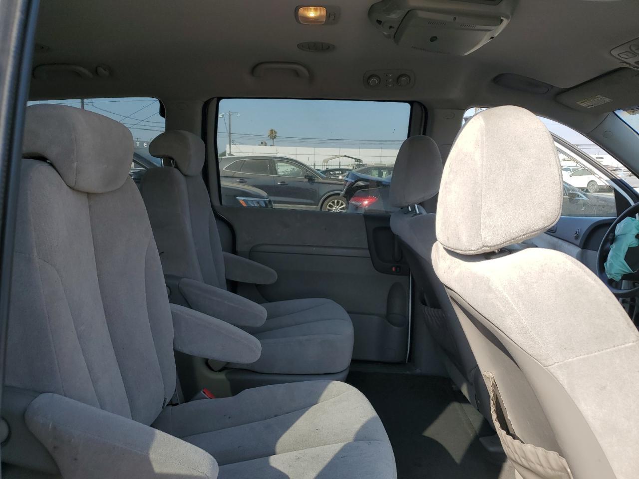 2008 KIA SEDONA