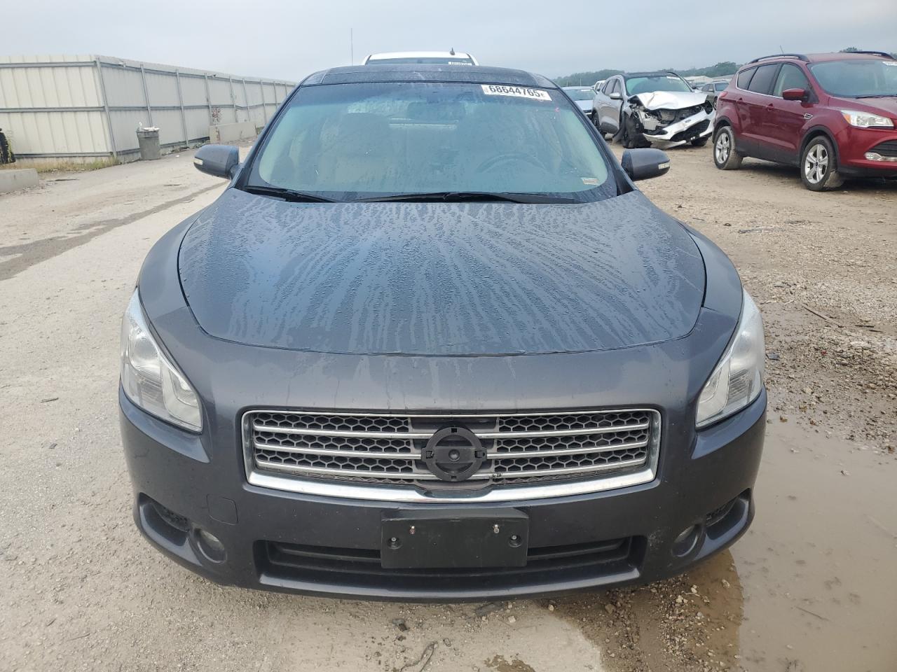 2011 NISSAN Maxima