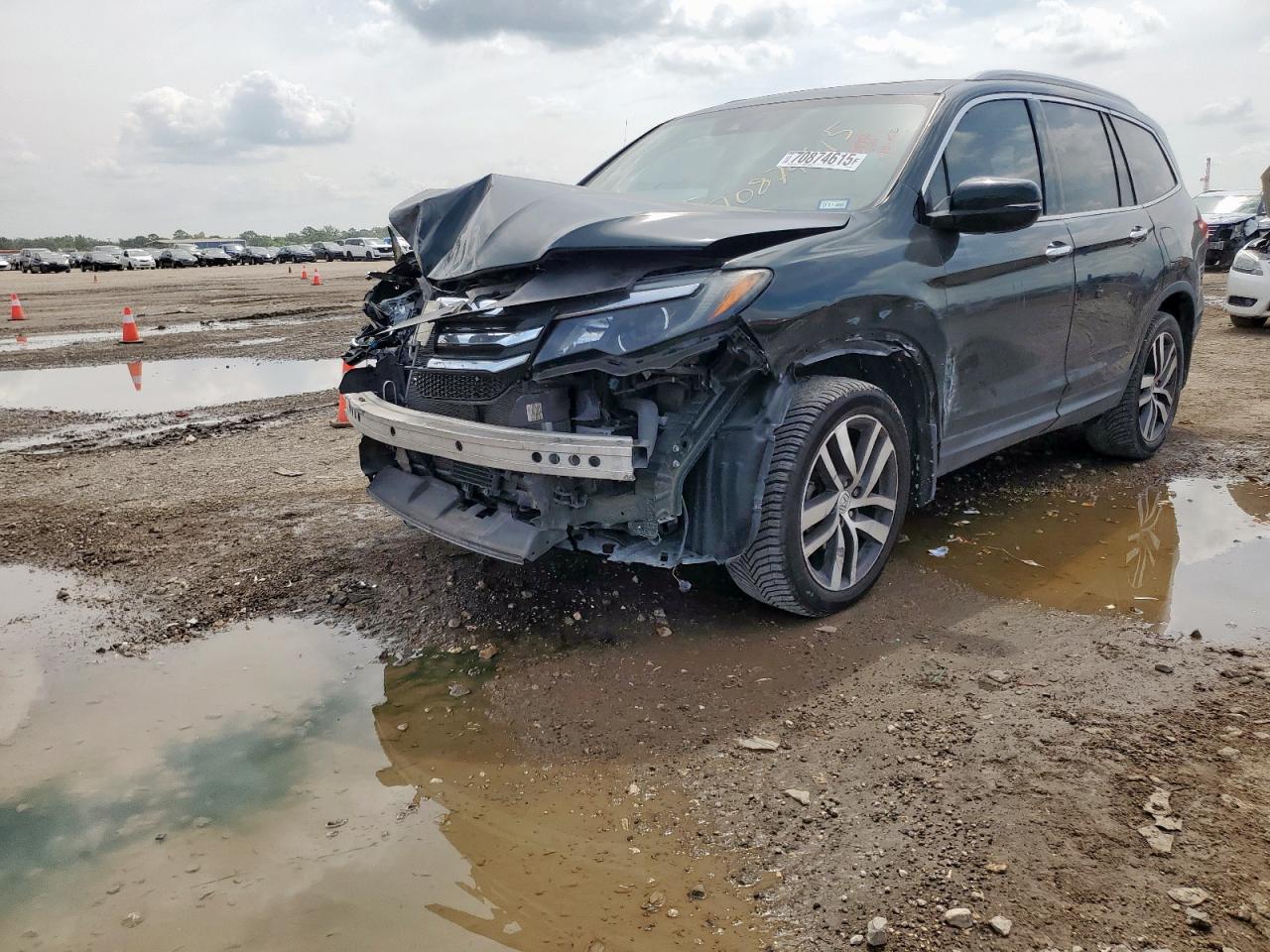 2017 HONDA PILOT