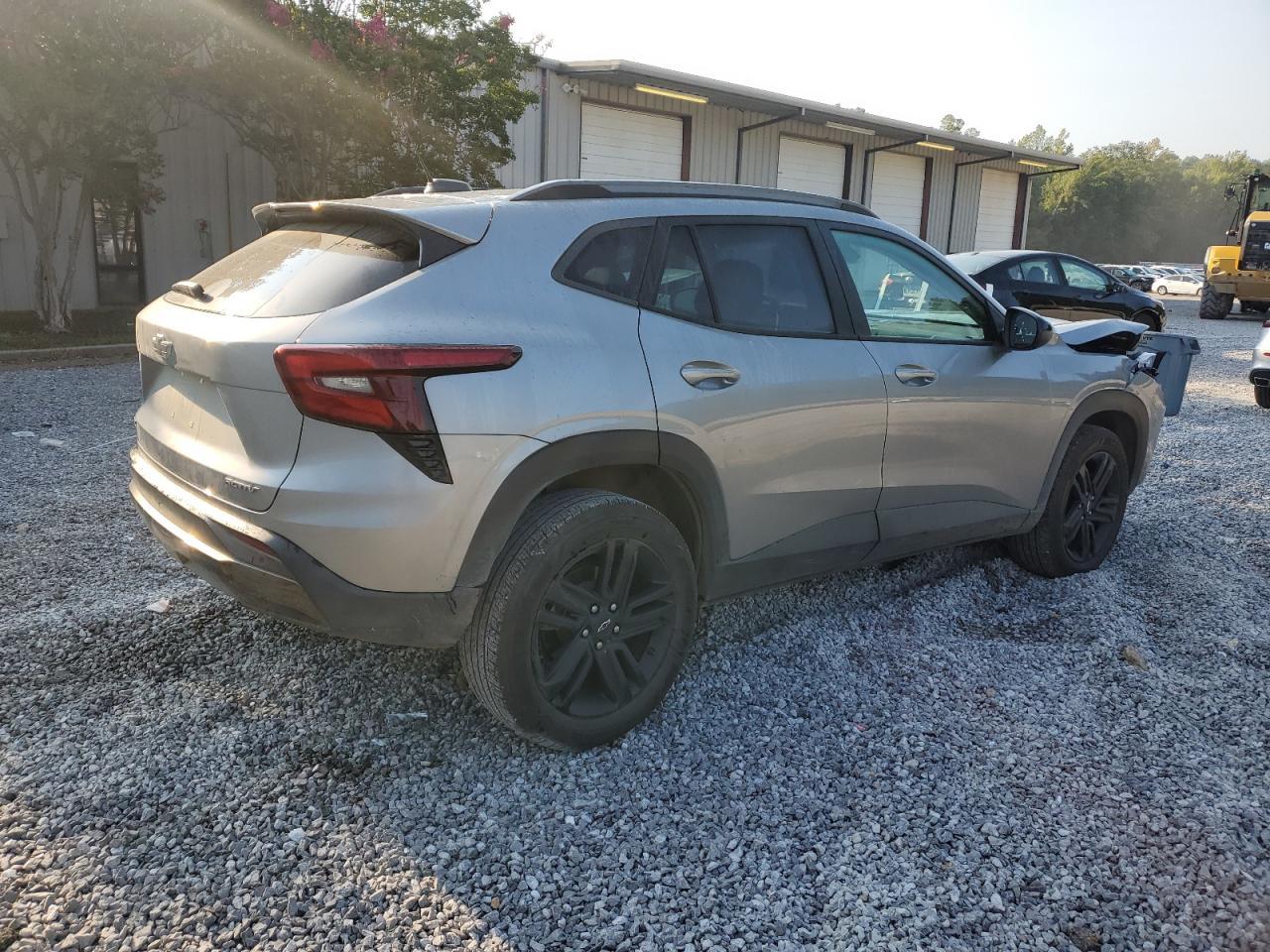 2025 CHEVROLET TRAX