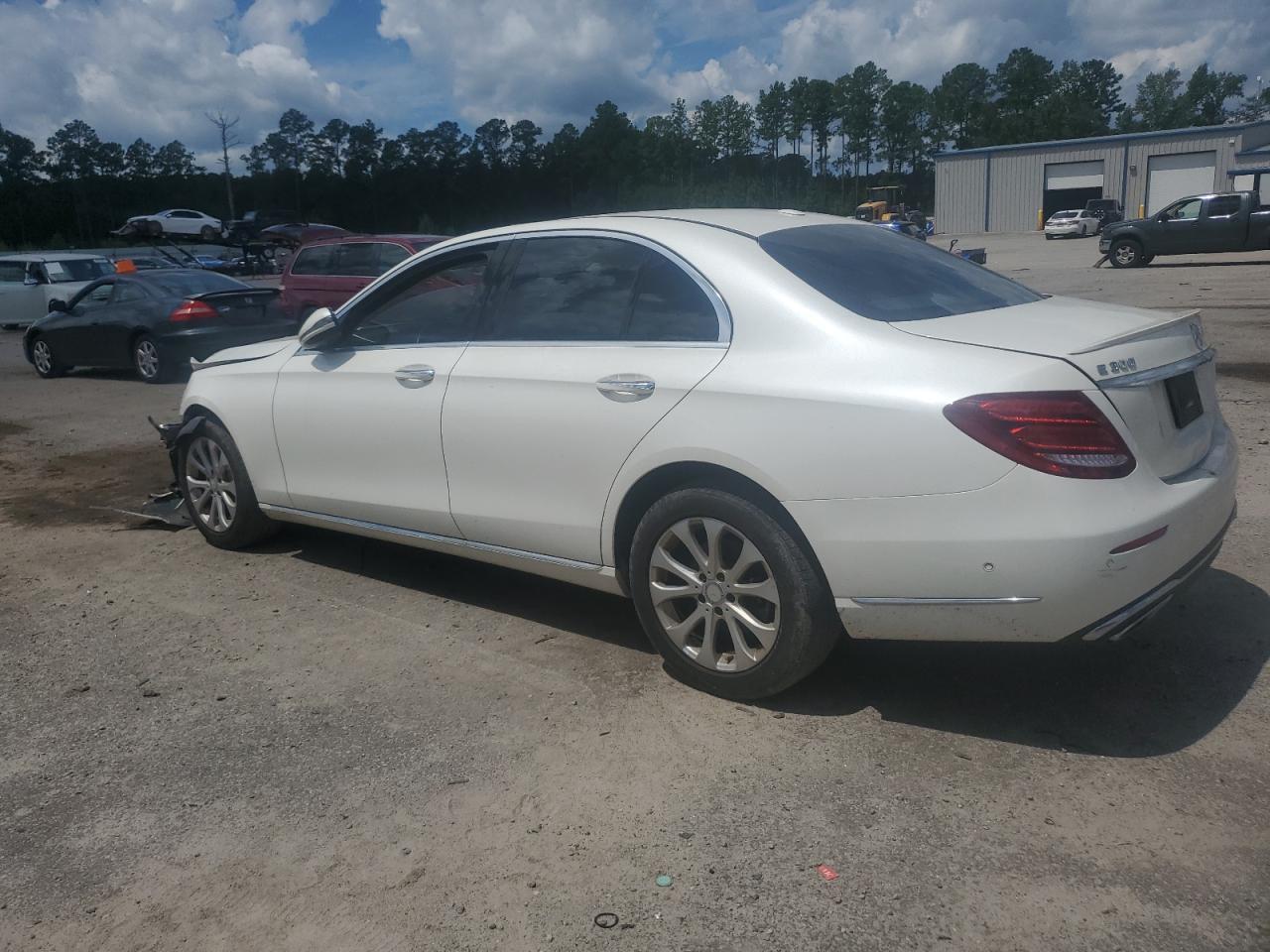 2017 MERCEDES-BENZ E-Class