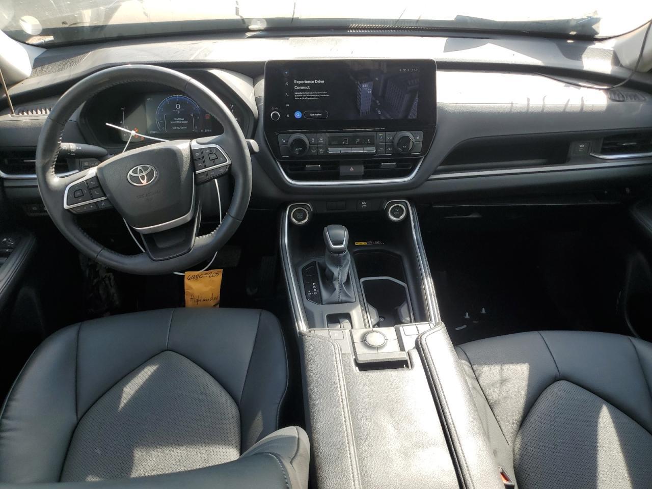 2024 TOYOTA HIGHLANDER
