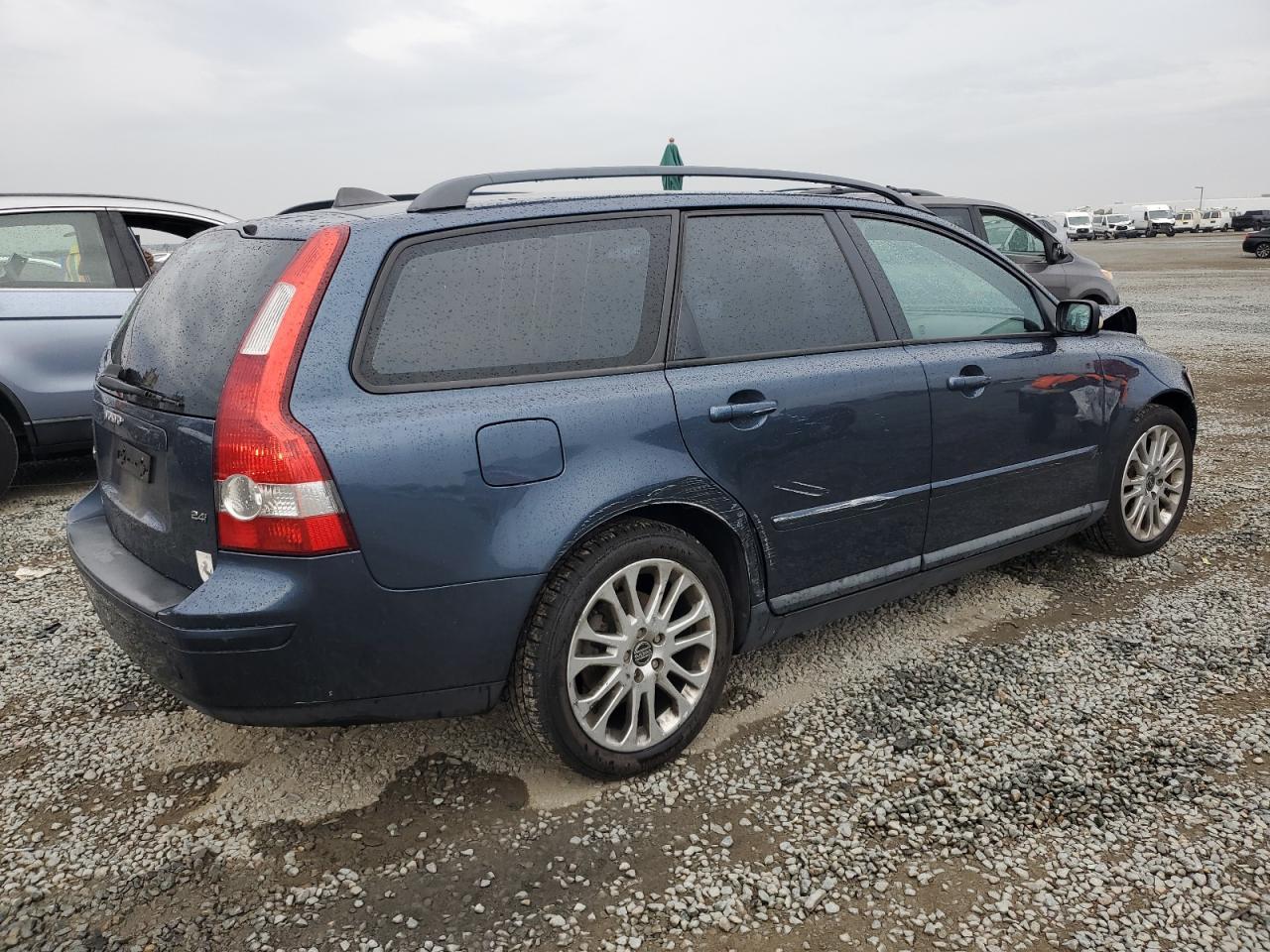 2006 VOLVO V50