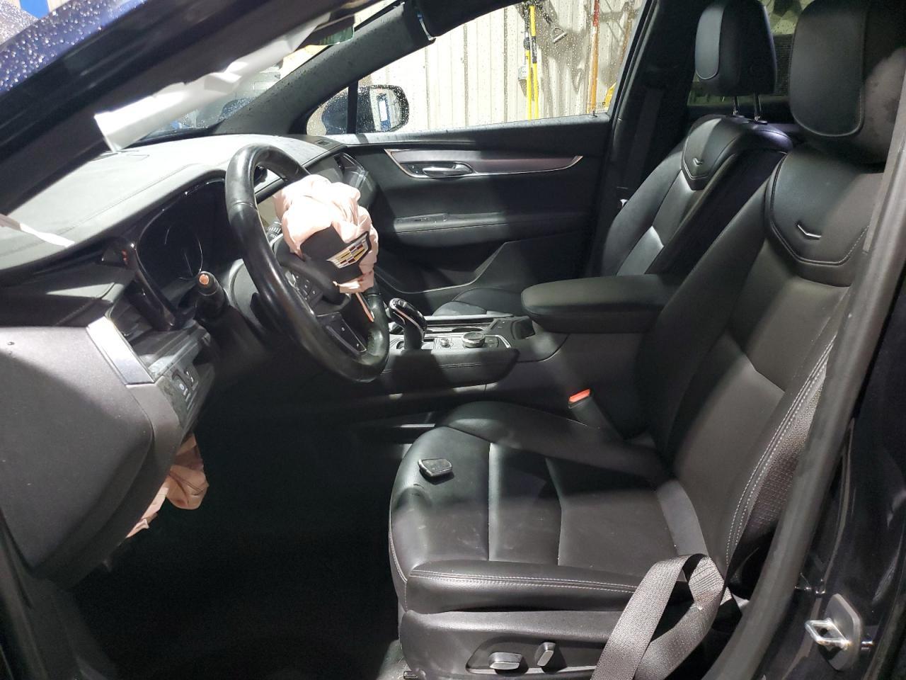 2022 CADILLAC XT5