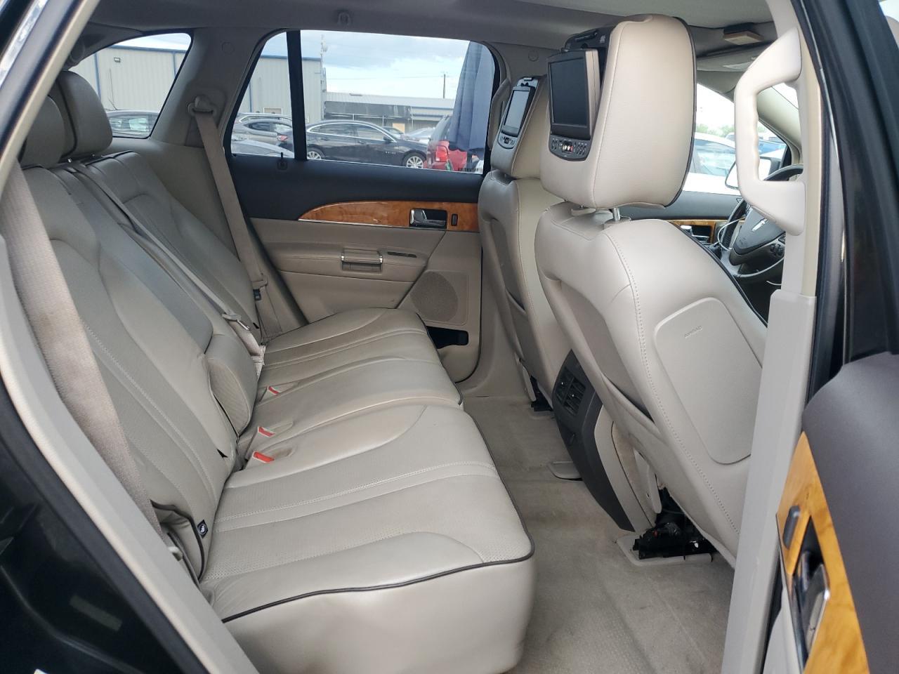 2011 LINCOLN MKX