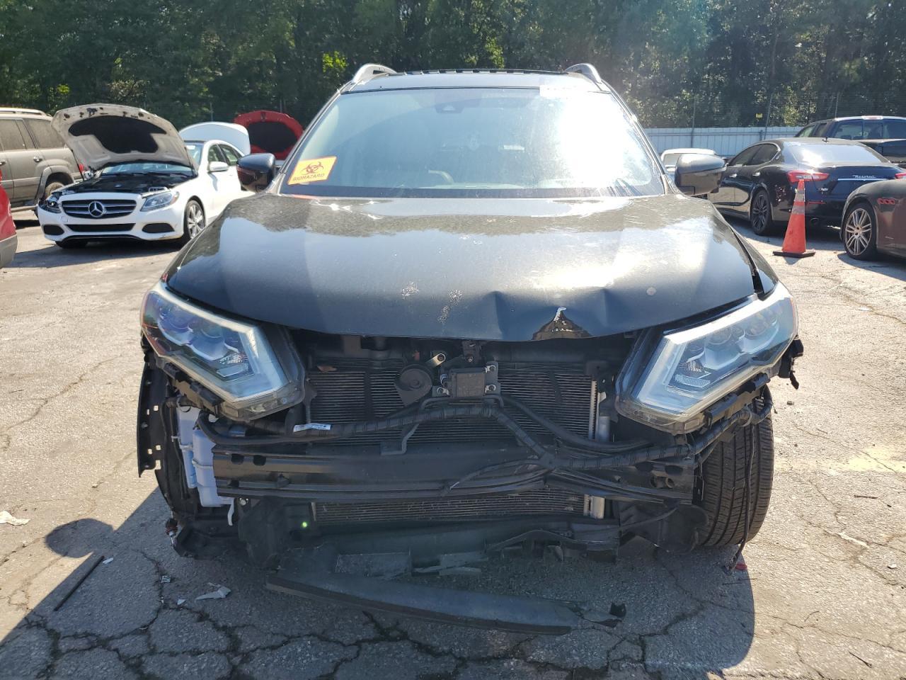 2017 NISSAN ROGUE