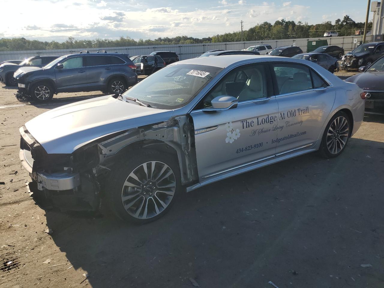 2017 LINCOLN Continental